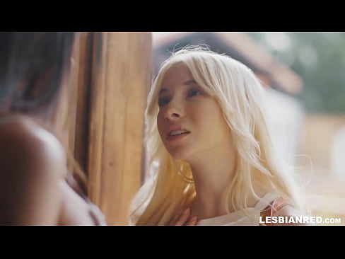 ❤️ Pige kommer hjem et par måneder senere og ender med at spise sin stedmors fisse ❤️ Porn video at da.pornodil.ru ❌️